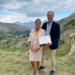 Christian PRUDHOMME remet le label Ville à Vélo du Tour de France à Corinne CHANFRAY